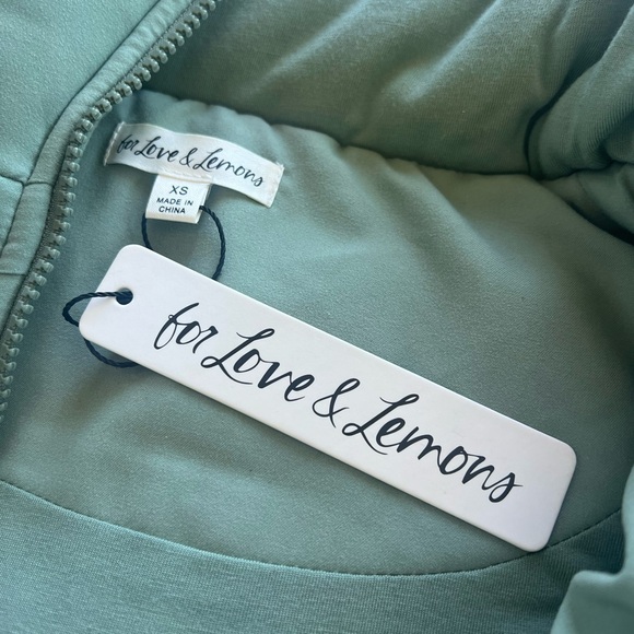 NWT For Love & Lemons Warm Down Mini Puffer Vest - Sea foam Green - Picture 3 of 3